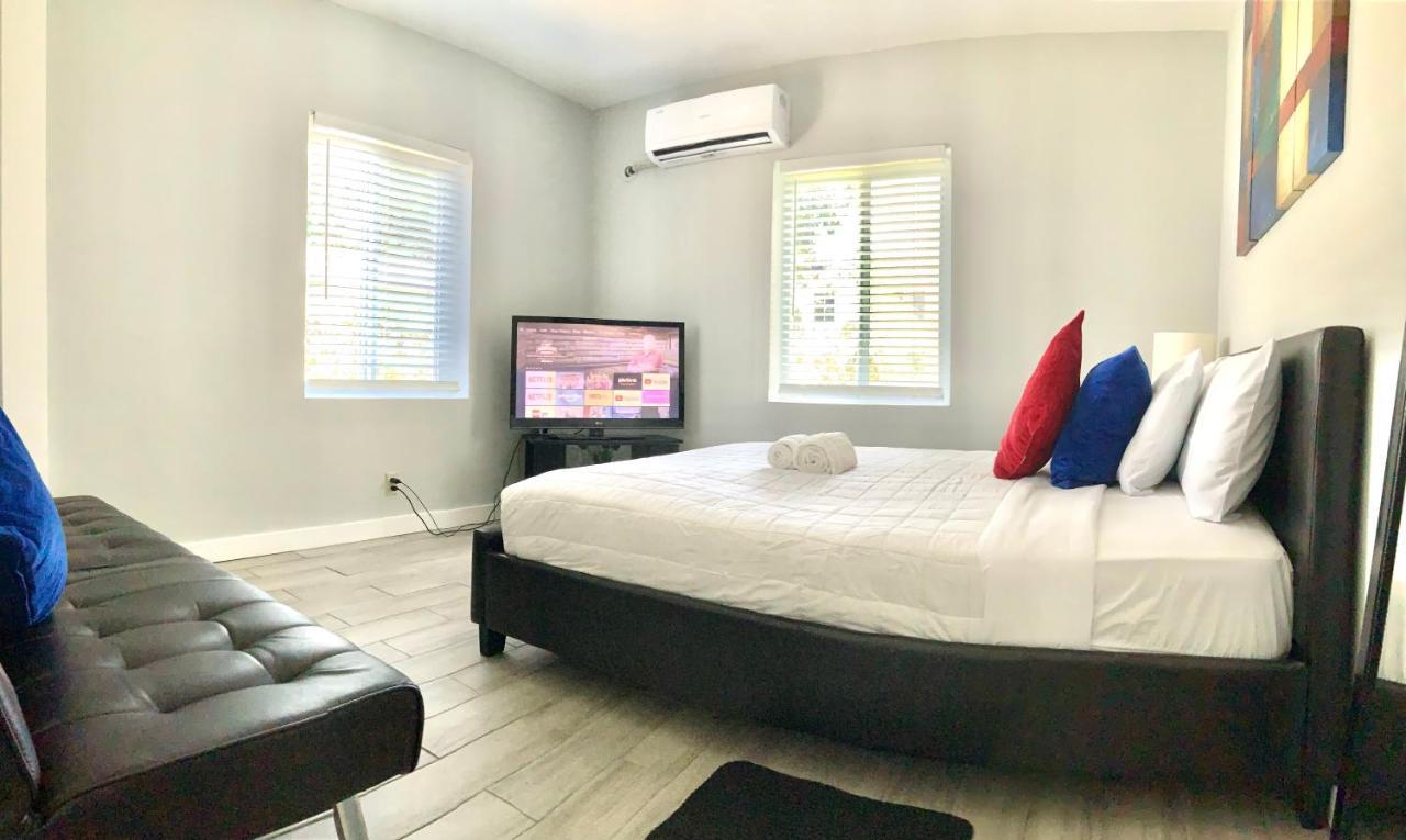 Adorable Private Apartments In The Heart Of Miami! Eksteriør billede