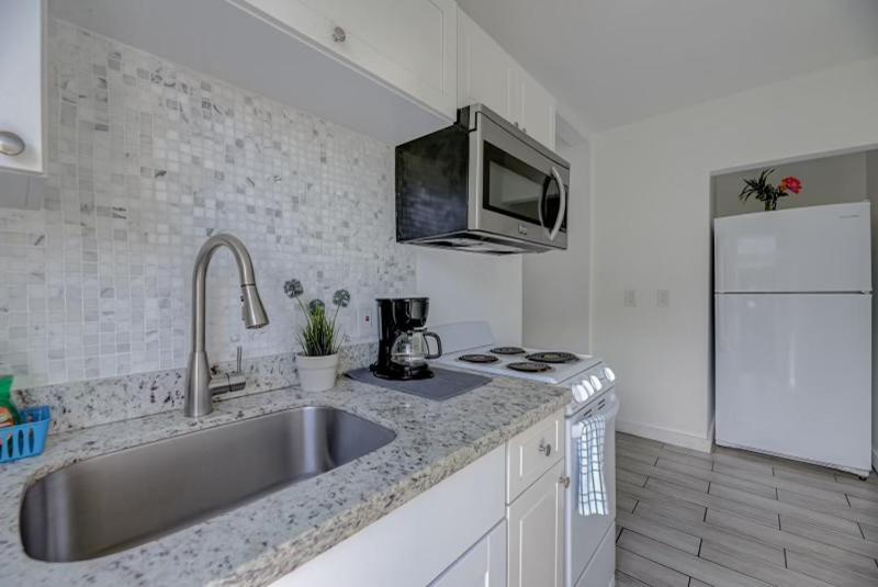 Adorable Private Apartments In The Heart Of Miami! Eksteriør billede